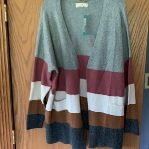 BNWT Women’s two pocket 1x cardigan